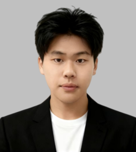 Image of a professional customer service representative of plastic machinery